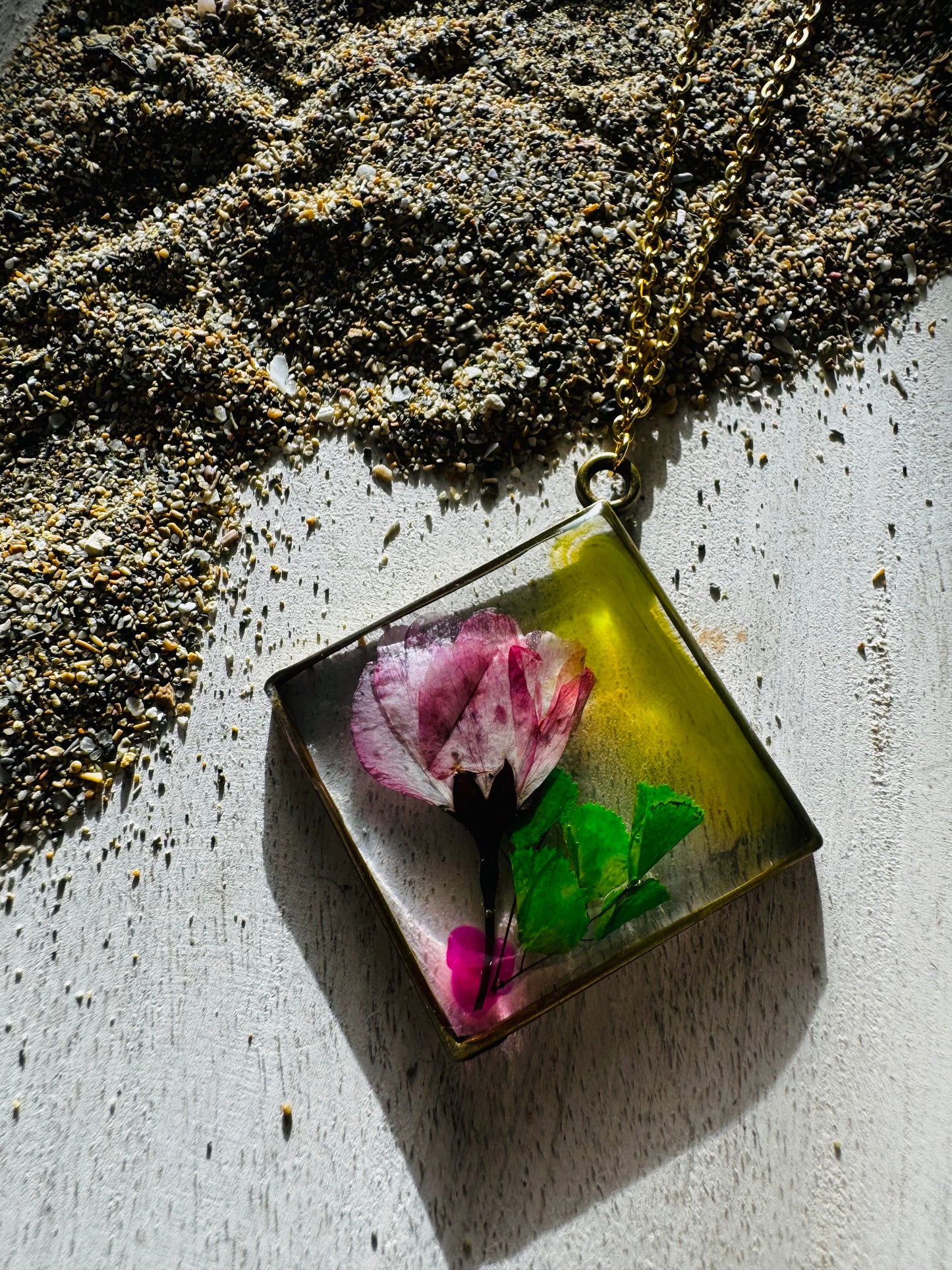 Tropical Rose Vibes